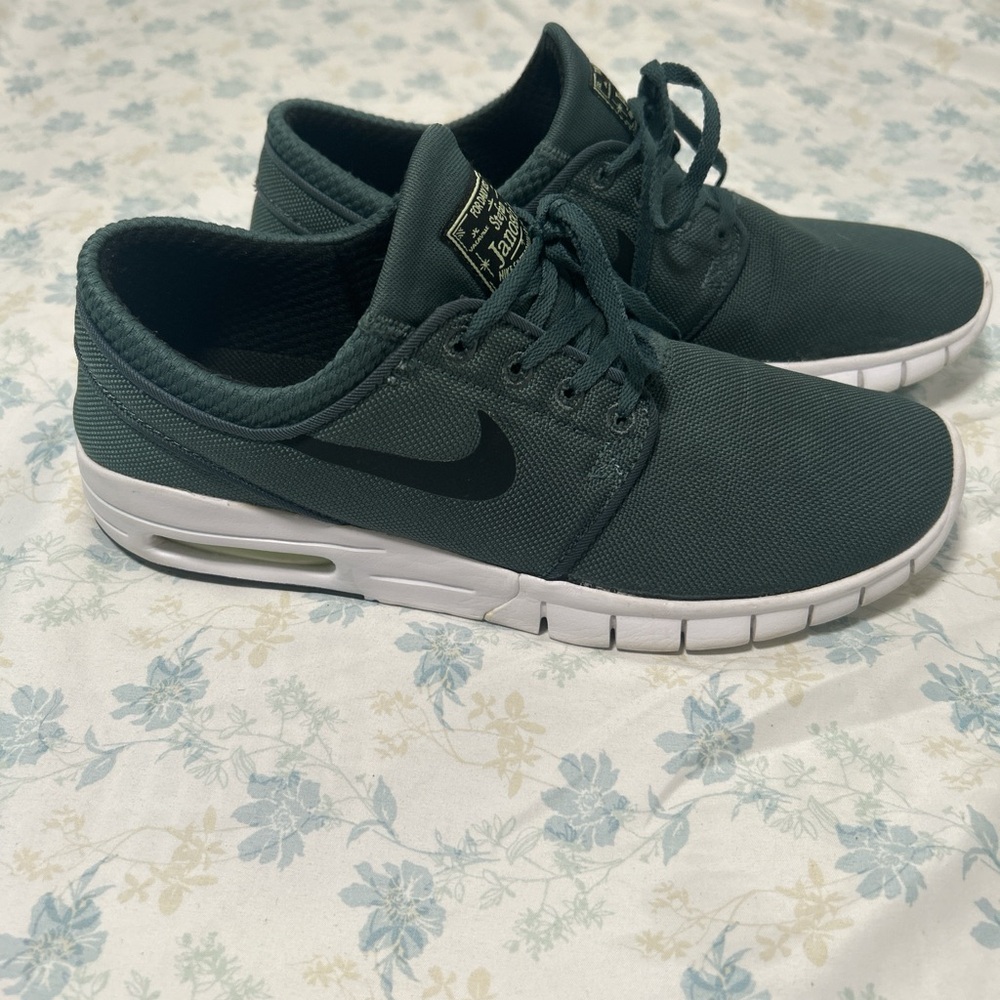 Nike Dark Green Sneakers with White Sole